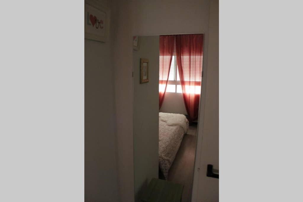 Apartamento Completo, 2Min De La Playa Malaga Ngoại thất bức ảnh